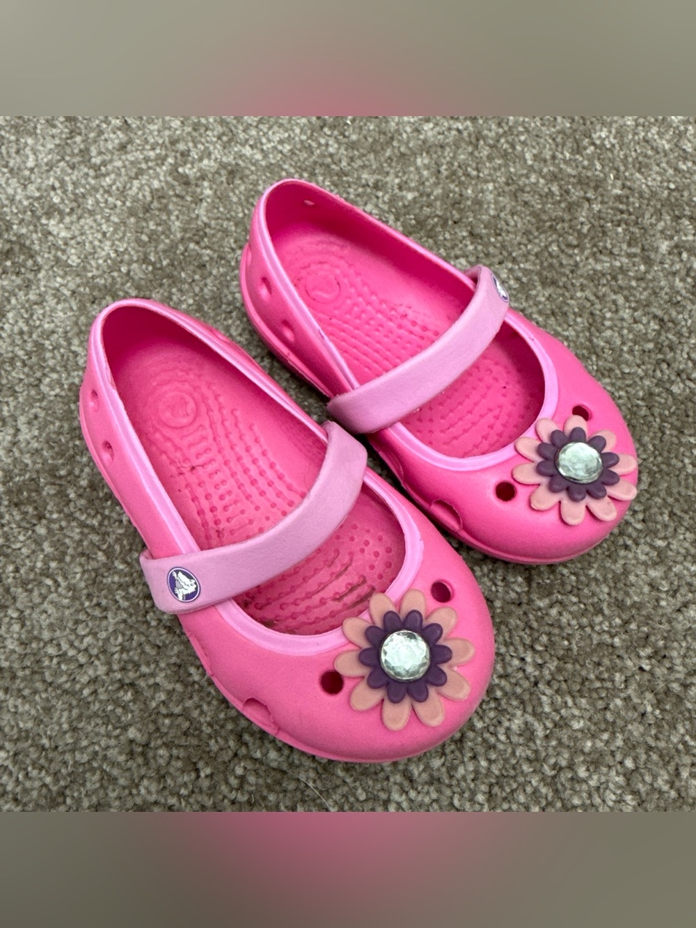 Crocs baby girls shoes/sandals sz C5 ✨